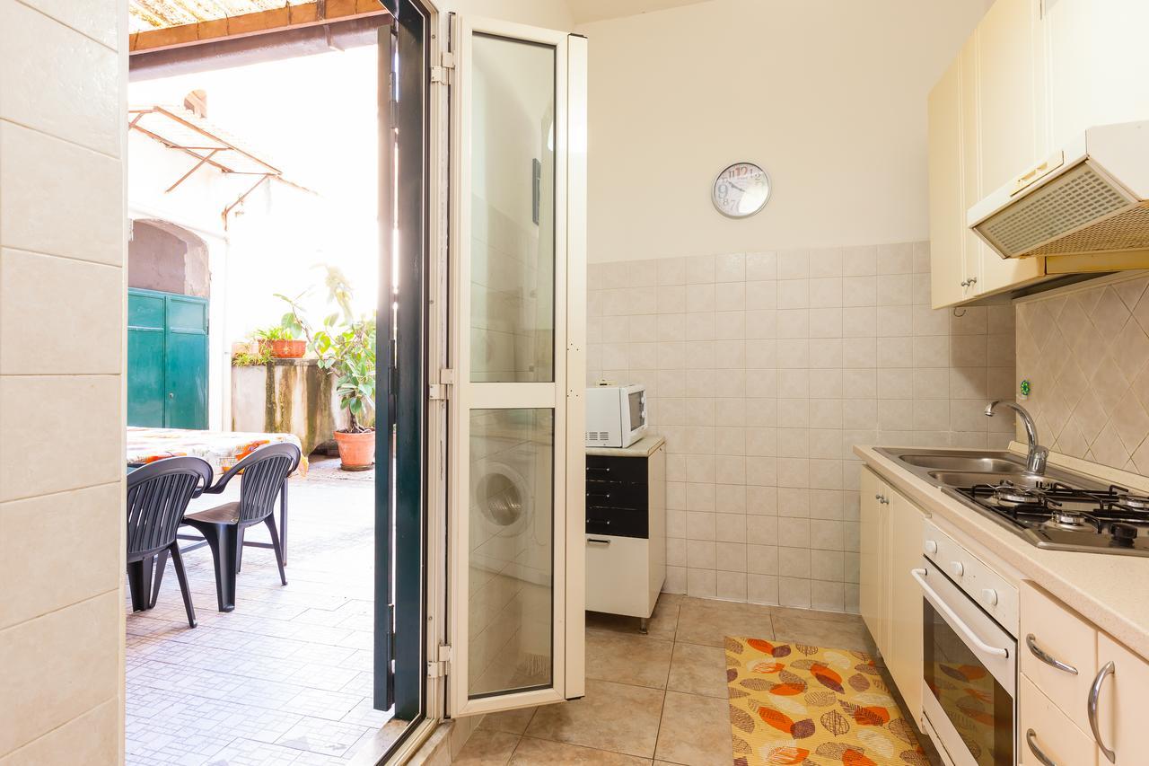 Stella II - Bh 95 Apartment เนเปิลส์ ภายนอก รูปภาพ