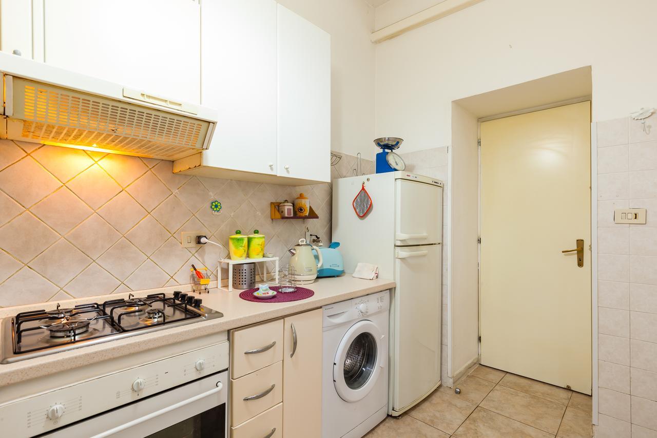 Stella II - Bh 95 Apartment เนเปิลส์ ภายนอก รูปภาพ