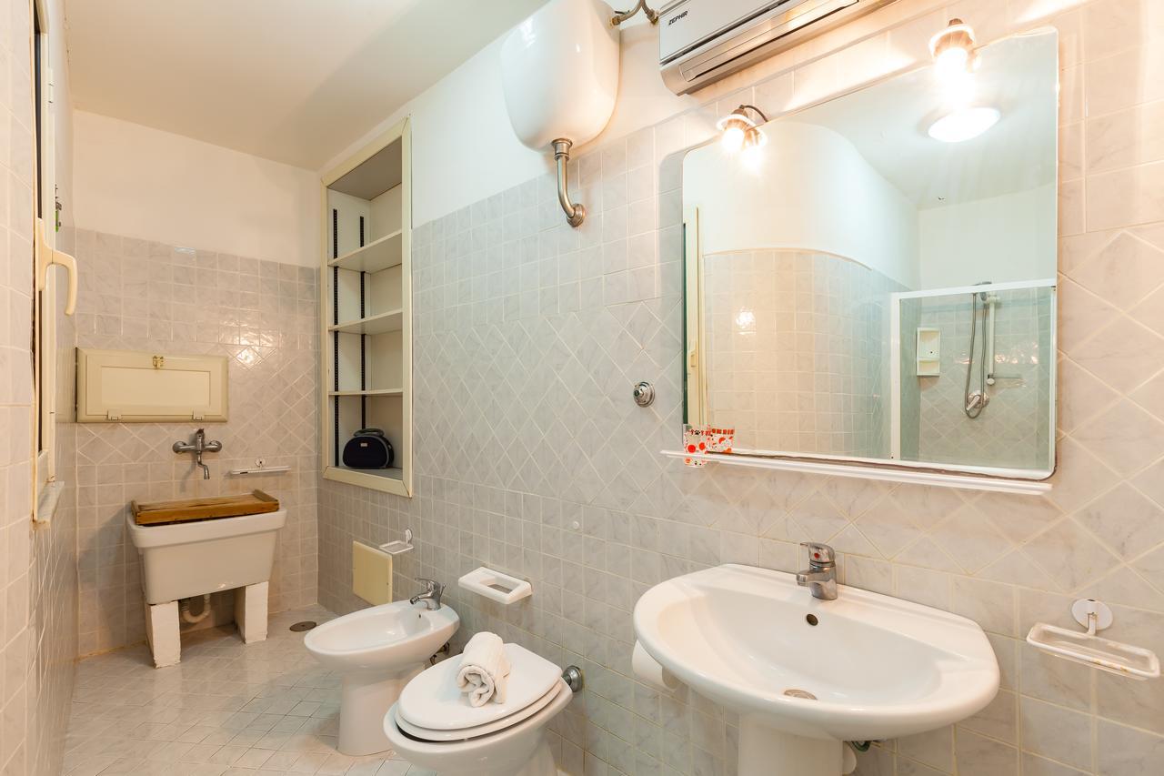 Stella II - Bh 95 Apartment เนเปิลส์ ภายนอก รูปภาพ